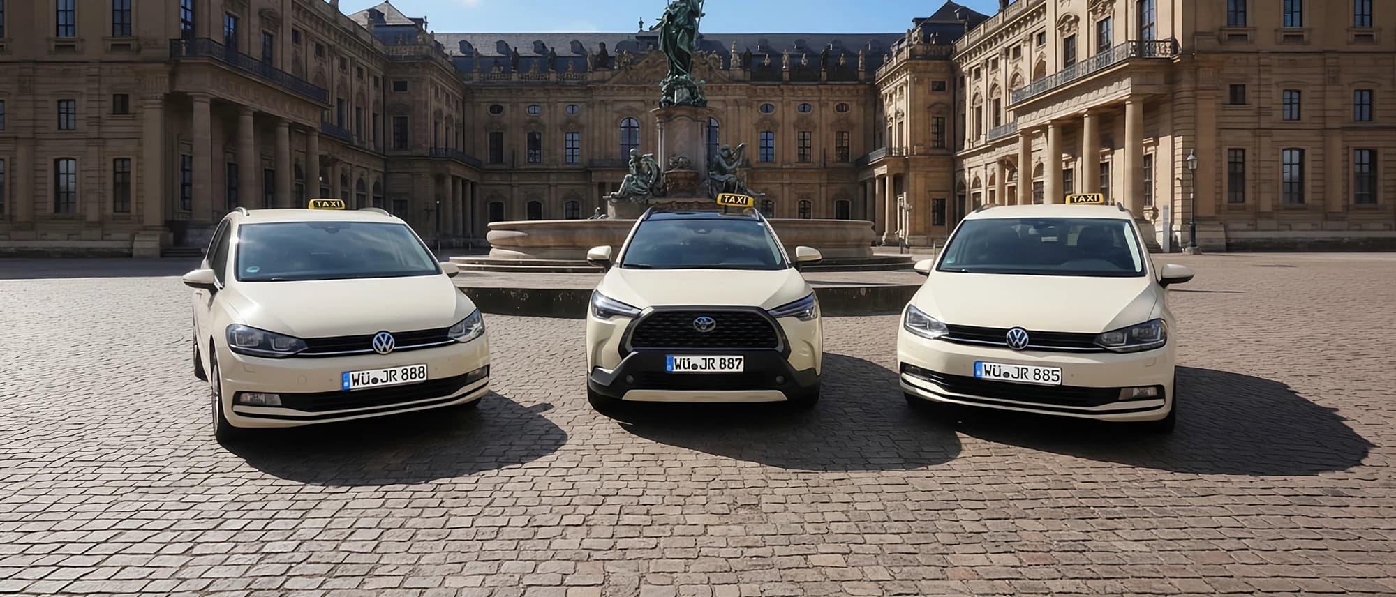 Innenansicht eines modernen und sauberen Taxi JR Fahrzeugs